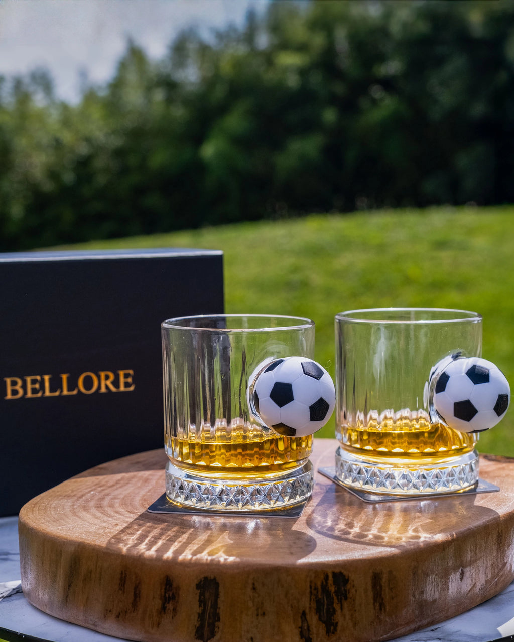 Set pahare din cristal pentru whisky cu minge de fotbal – 355 ml
