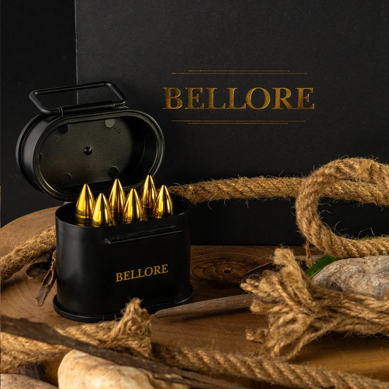 Set Bellore pietre răcire whisky din oțel inoxidabil în formă de glonț – 6 cuburi metalice reutilizabile + clește, cutie cadou premium